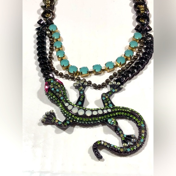 NWT salamander 🦎 statement necklace - Picture 2 of 5